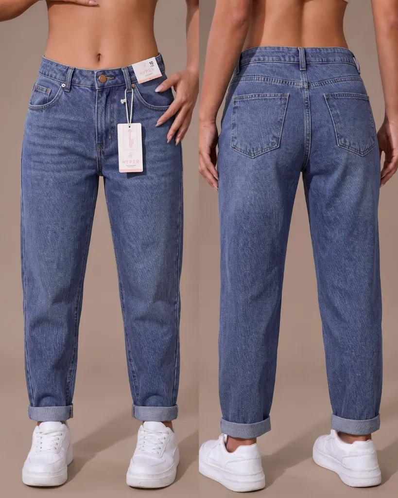 Mom jeans rigido con brillo en el hilvan