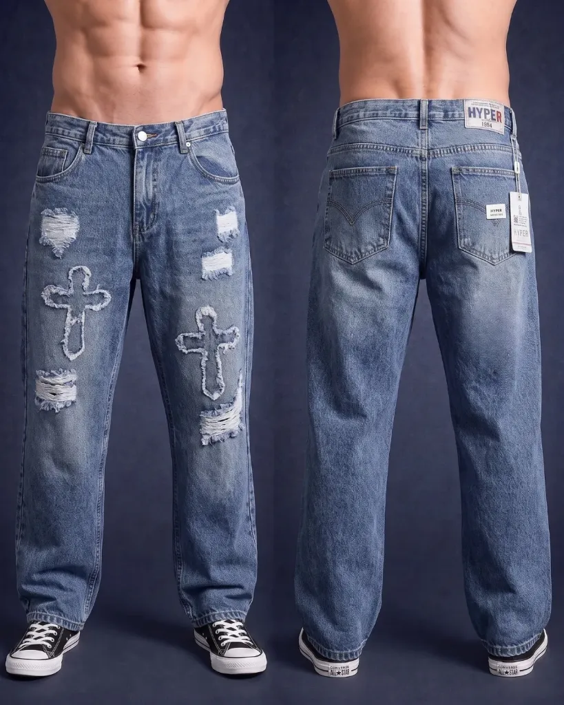 Baggy rigido rasgado con diseño de cruz y brillo hyper