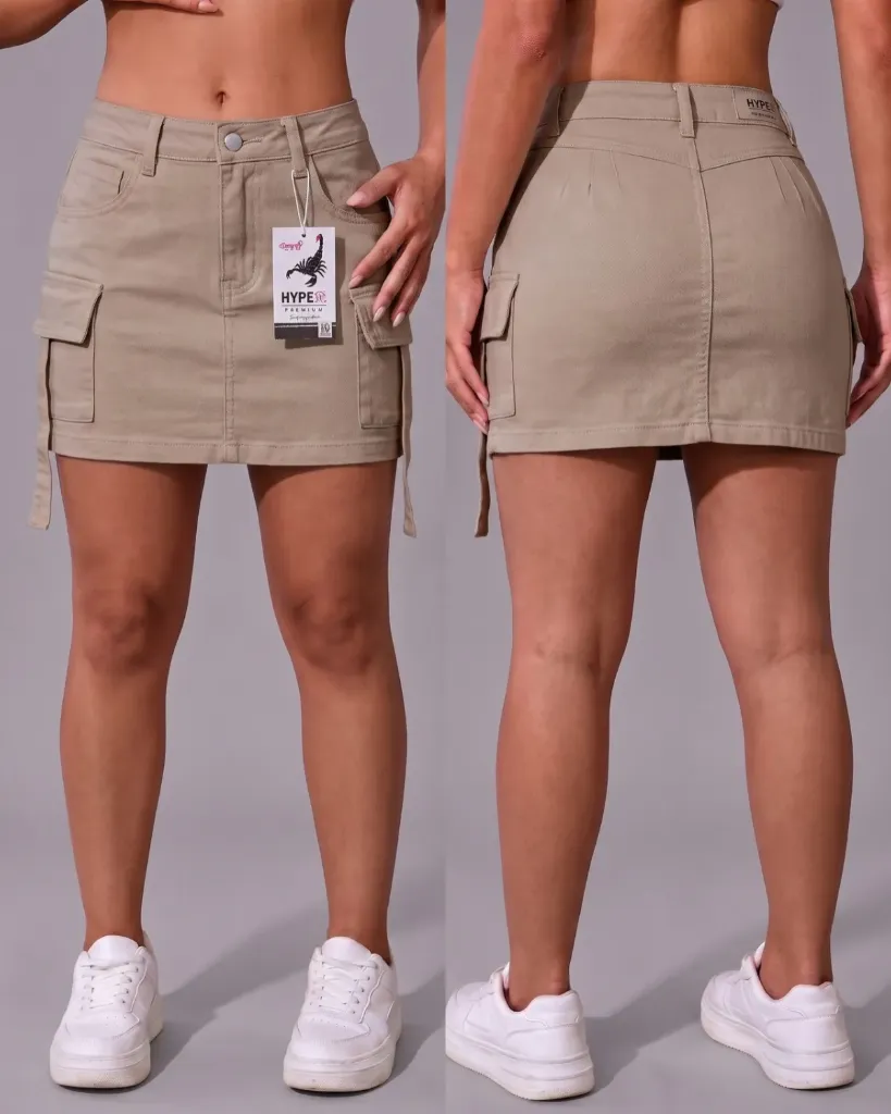 Falda short gabardina strech cargo con tirantes